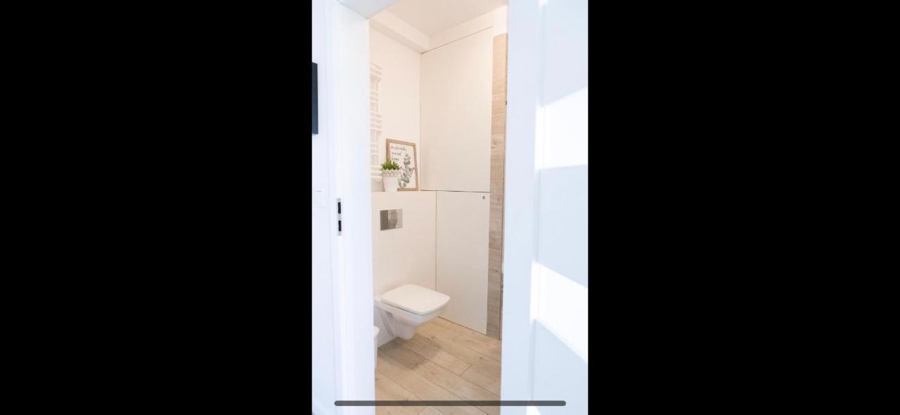 ウストロニエ・モルスキエApartament Sunsetアパートメント エクステリア 写真